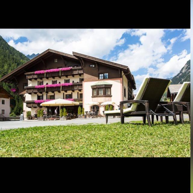 Hotel Restaurant Liesele Sonne Sankt Leonhard im Pitztal Exterior photo